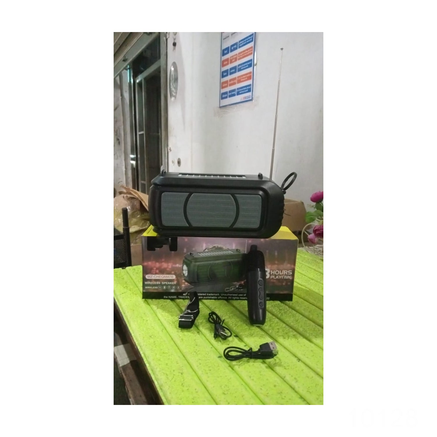 Wireless Bluetooth Speaker 5W High Bass with Wireless Mic / Microphone, LED Torch, Solar Charging, Support USB & Adjustable Strap (1 Set) Wireless Bluetooth Speaker 5W High Bass with Wireless Mic / Microphone, LED Torch, Solar Charging, Support USB & Adjustable Strap (1 Set)